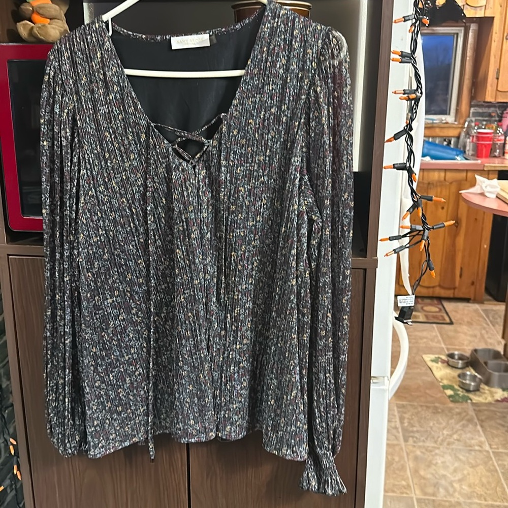 New without tags Ramy Brooks shirt in size large